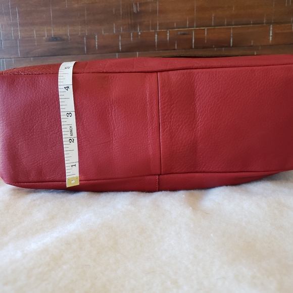 DIMONI Red Genuine Leather Medium Shoulder Bag--NWT - Picture 9 of 9
